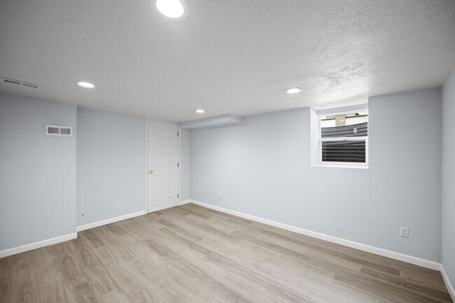 Building Photo - Fully Updated 1912 Audubon Charmer - 5BR/3BA with Hardwoods, Chef's Kitchen & Finished Basement!