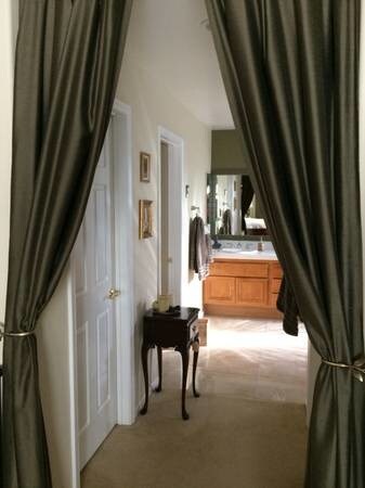 Building Photo - 1180 Pan Ct