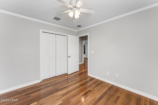 Building Photo - 3435 Cherry Ridge Rd