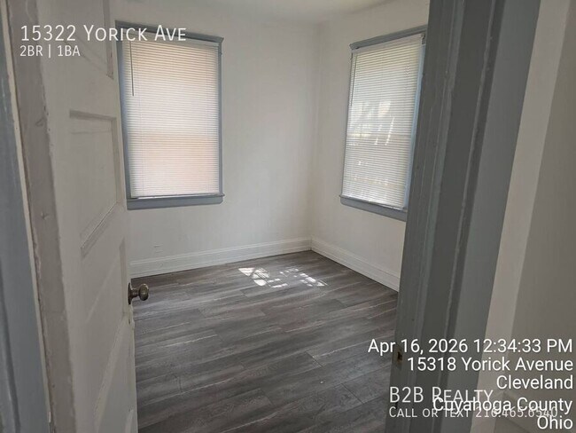 Building Photo - 15322 Yorick Ave