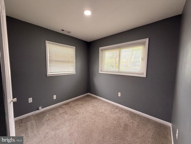 Building Photo - 13435 Greenacre Dr