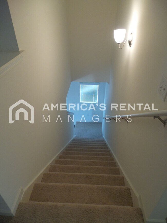 Building Photo - GREAT HOME FOR RENT IN CALERA!!!! Availabl...