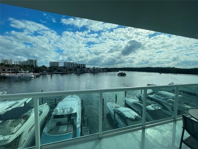 Building Photo - 400 Sunny Isles Blvd