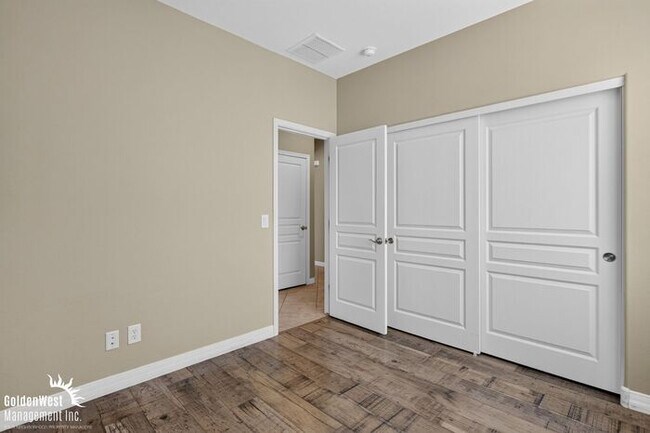 Building Photo - Beautiful 2Bdm 2Ba Home with Covered Backyard Patio in Buckeye - LOCATED IN A 55+ YEARS COMMUNITY.