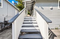 Building Photo - 9629 Sunnywood Dr