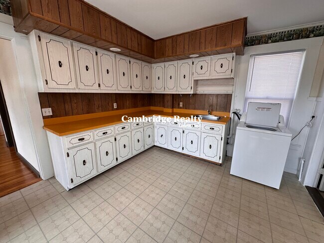 Building Photo - 549 Broadway