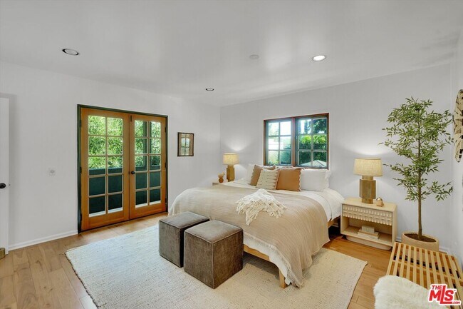 Building Photo - 4300 Laurelgrove Ave