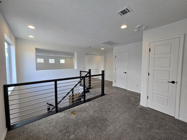 Building Photo - 5208 Gold Hl Ln