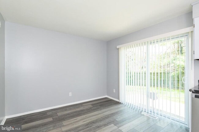 Building Photo - 37 Cardor Ct