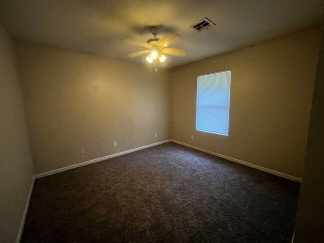 Building Photo - 5008 Drexel Ave