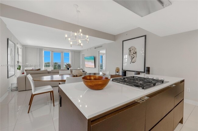 Building Photo - 3739 Collins Ave