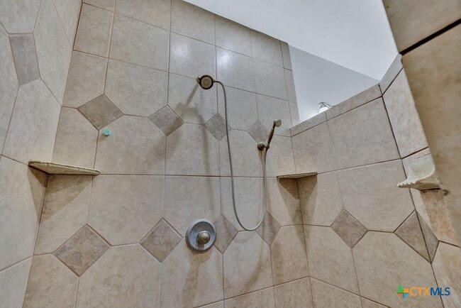 Building Photo - 923 Krona Ct