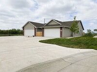 Building Photo - 5474 N Colburn Ct