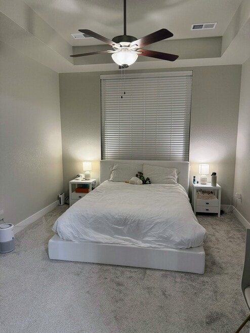 Building Photo - 827 Schlagel St