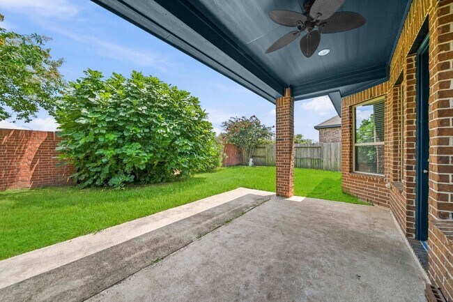 Building Photo - 10906 Perennial Mist Dr