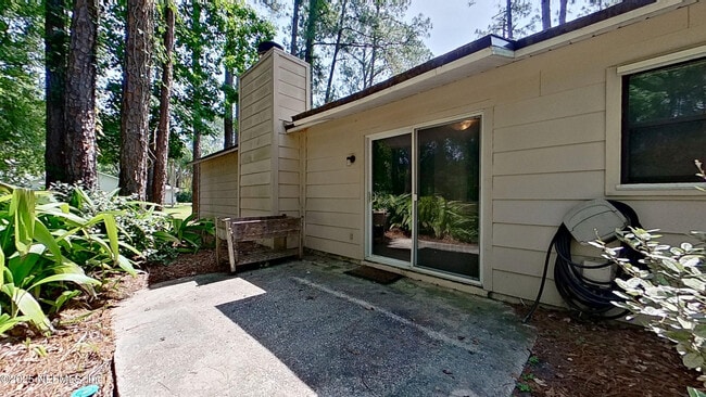Building Photo - 2624 Pheasant Ct