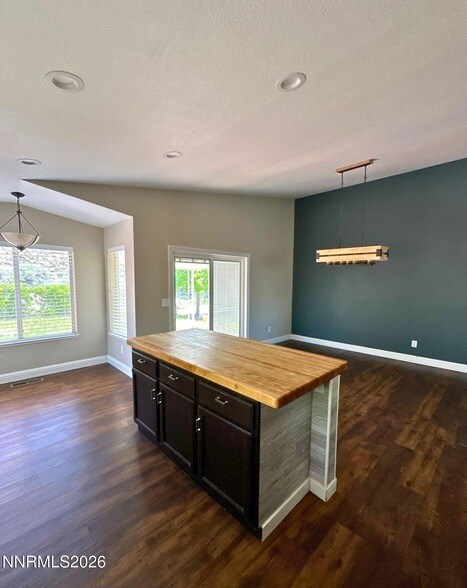 Building Photo - 3470 Socrates Dr