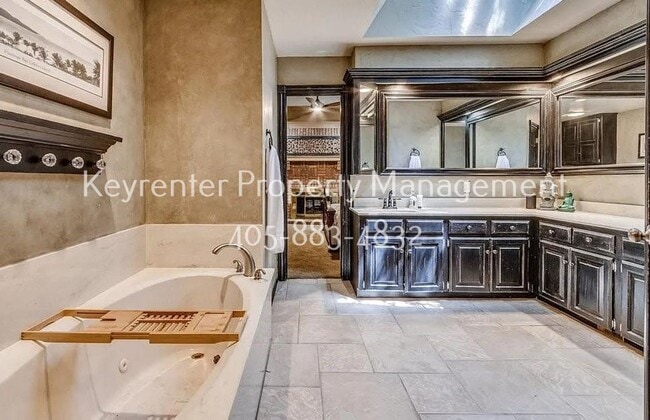 Building Photo - 1408 Fox View Ct