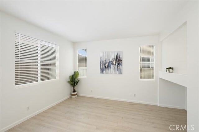 Building Photo - 201 Kensington