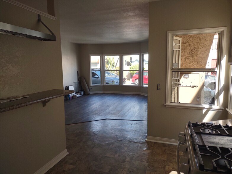 Building Photo - 151 Ximeno Ave