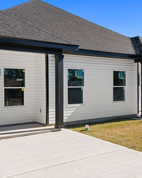 Building Photo - 236 Springfield Ave