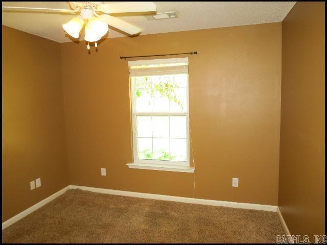 Building Photo - 4870 Tall Grass Dr