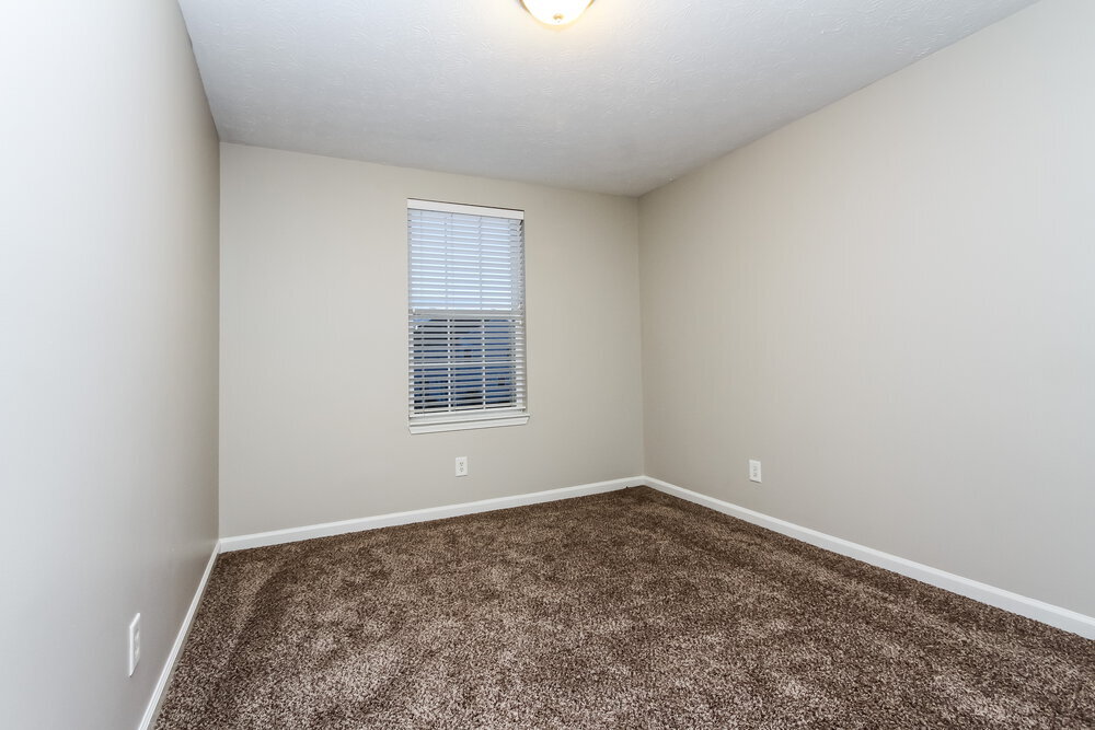 Building Photo - 975 Needle Ridge Ln