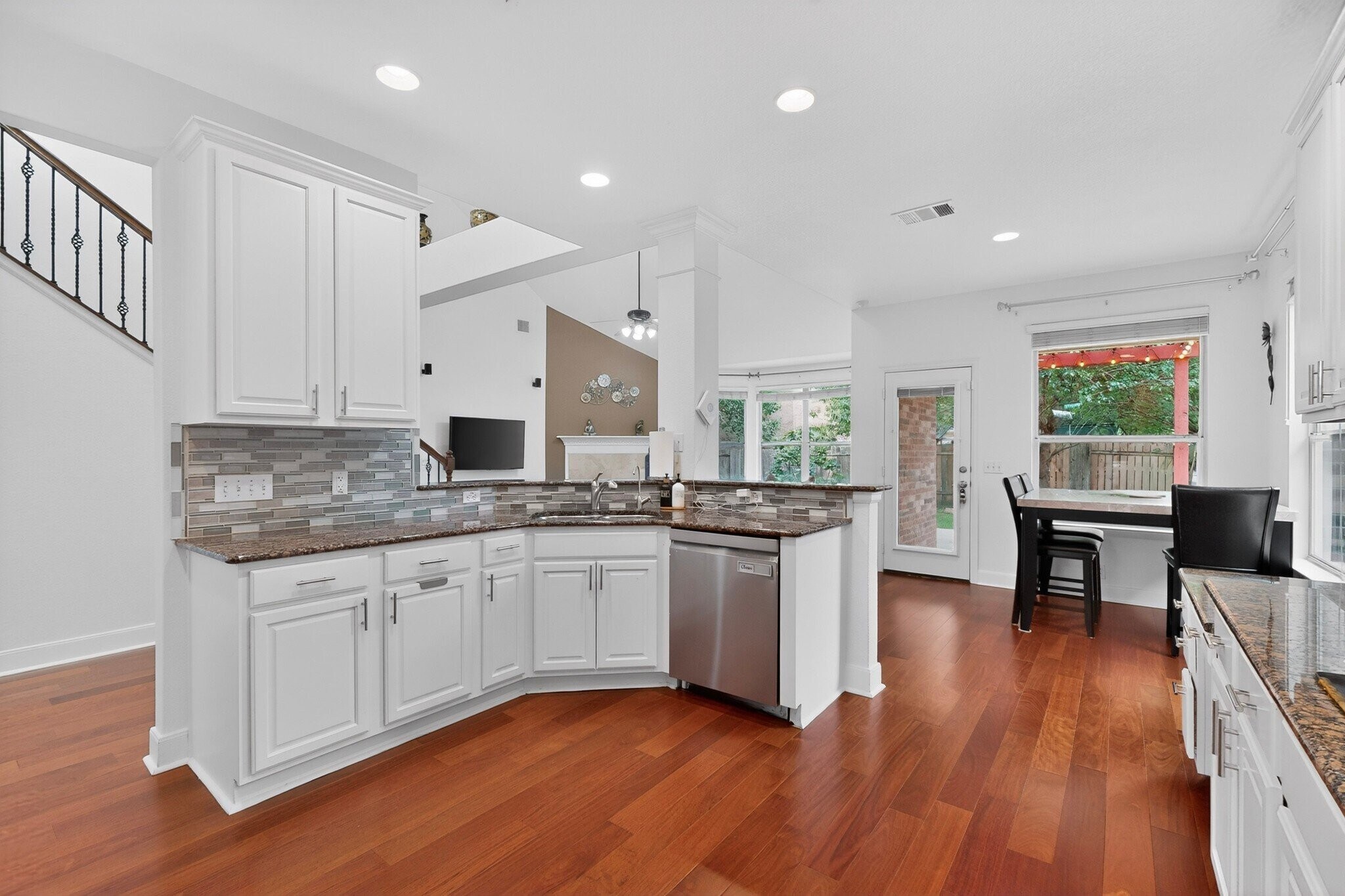 Building Photo - 2659 Salorn Way