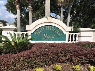 Building Photo - 300 Bermuda Bay Cir