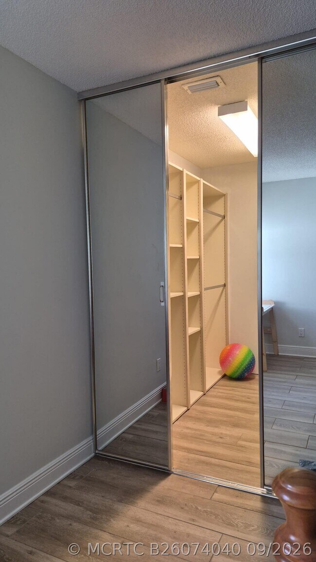 Building Photo - 4426 Lacey Oak Dr