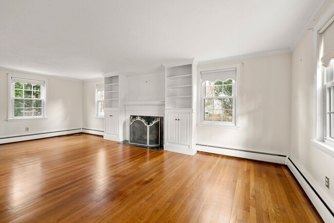 Building Photo - 39 Harland Rd