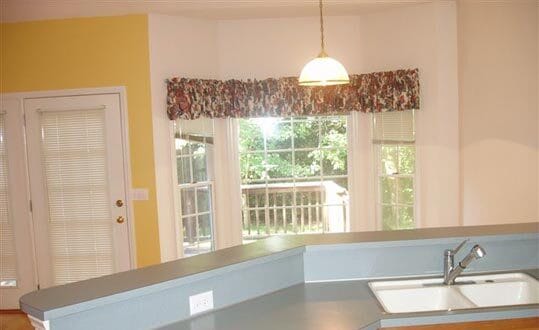 Building Photo - 516 Tysons Forest Dr