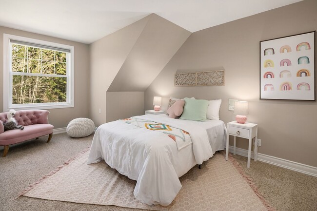 Building Photo - 5bd/3.5ba Duvall Home