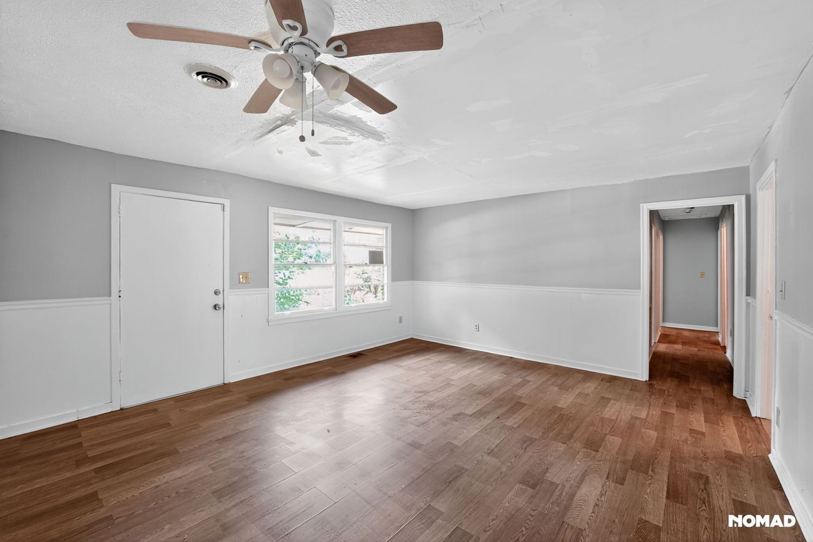 Building Photo - 704 Valleyview Dr