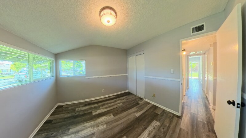 Building Photo - 1412 Hacienda St