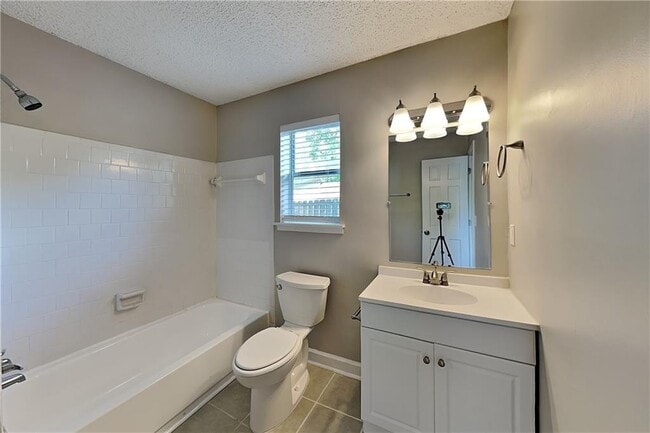 Building Photo - 2330 Post Creek Ct