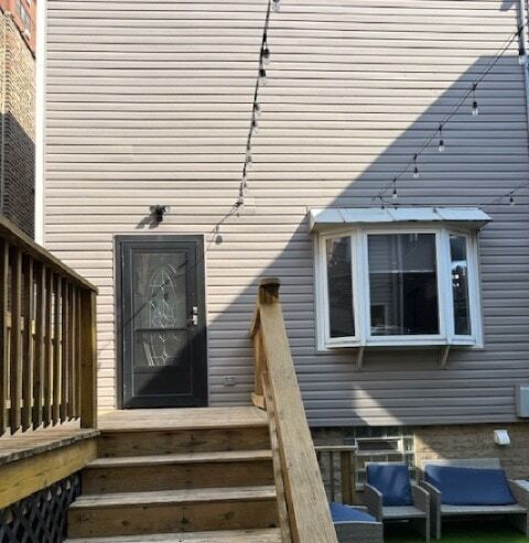 Building Photo - 3227 S Wells St