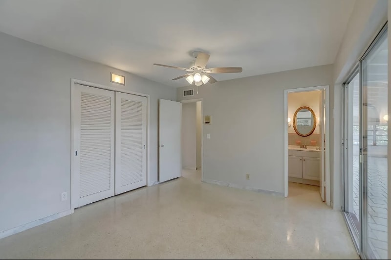 Building Photo - 2041 Coral Reef Dr