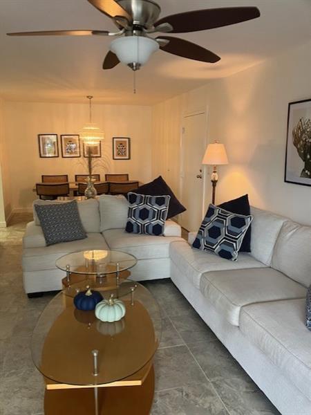 Building Photo - 6329 Bay Club Dr