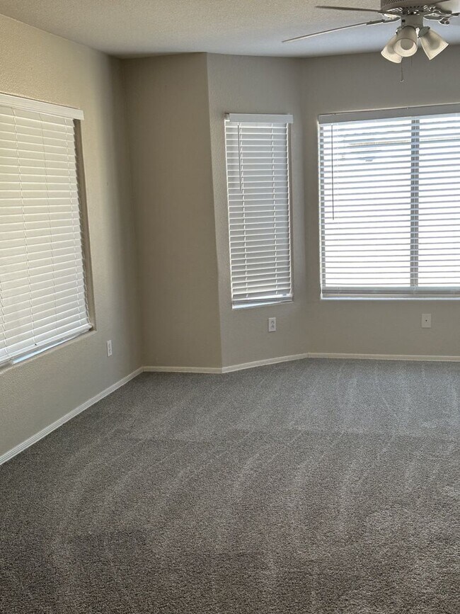 Building Photo - 3832 E Wyatt Way