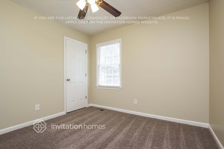 Building Photo - 3808 Mountain View Rd NW