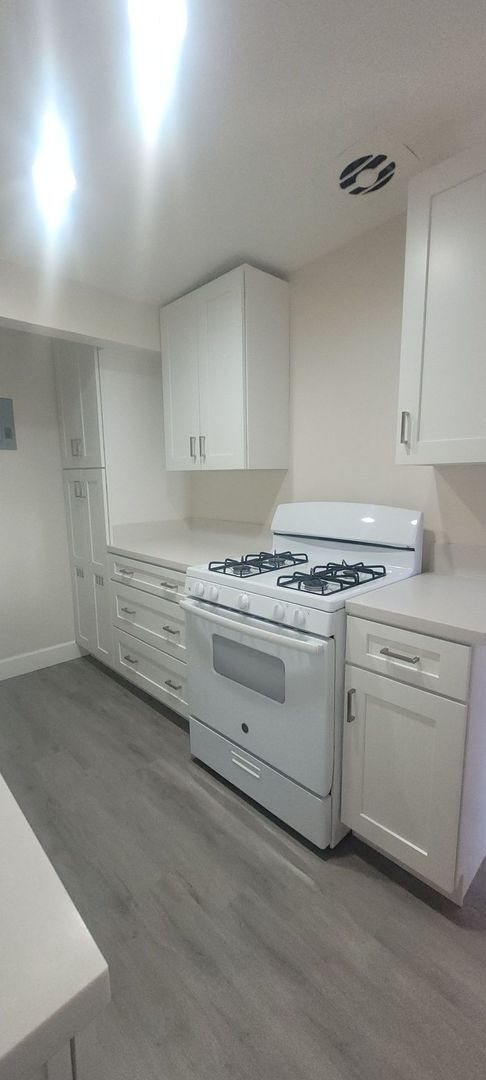 Interior Photo - Courtyard Apartments