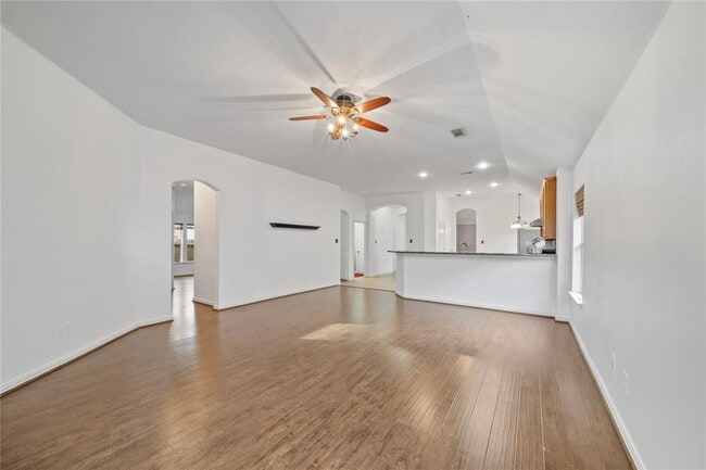 Building Photo - 7030 Thistlewood Park Ct