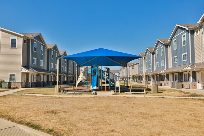 Building Photo - 21155 Gosling Rd
