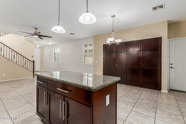 Building Photo - 1684 W Pelican Dr