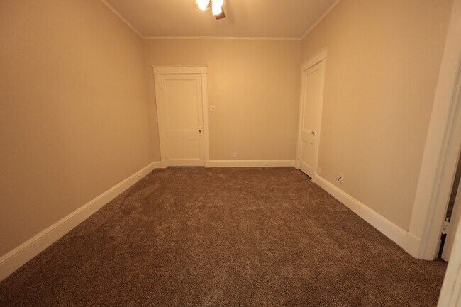 Building Photo - 2389 CR 158