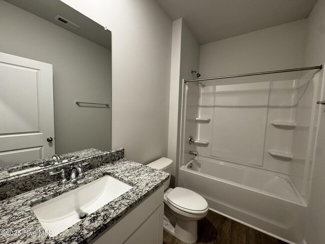 Building Photo - 2084 Willowleaf Dr