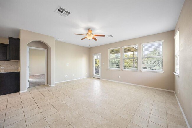 Building Photo - 1419 Grande Mesa Dr
