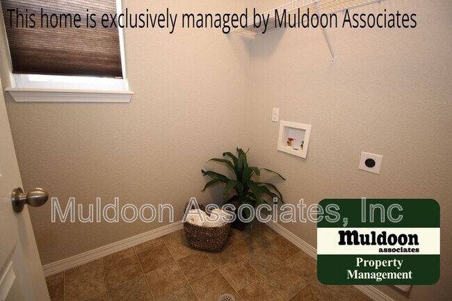 Building Photo - 11529 Hibiscus Ln