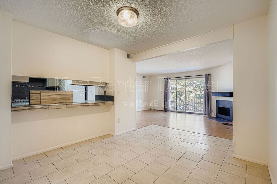 Building Photo - 12162 Melody Dr